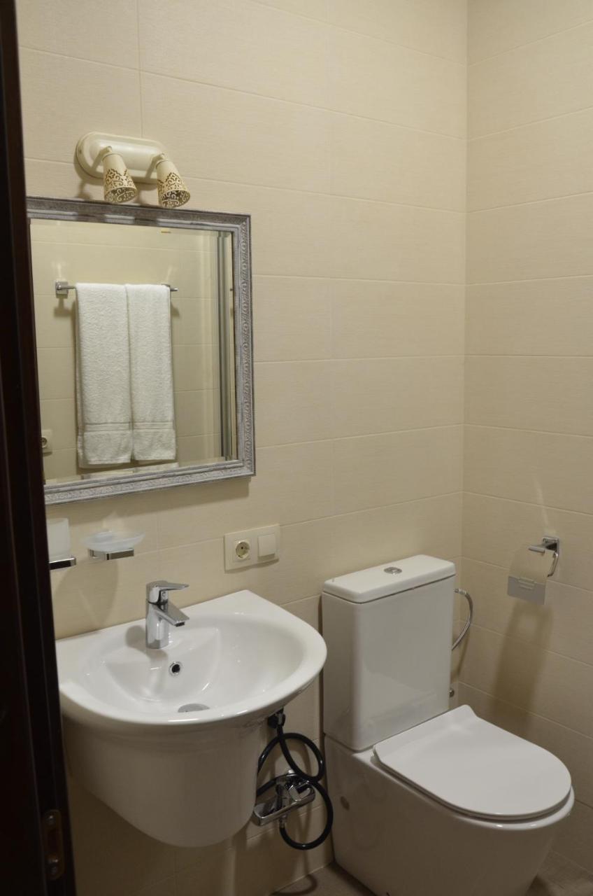 Hotel Griboedov Tbilisi Eksteriør billede