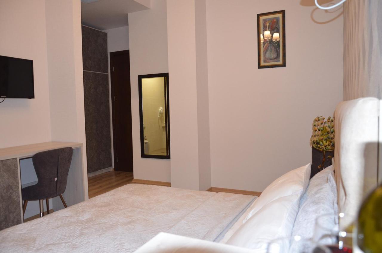 Hotel Griboedov Tbilisi Eksteriør billede